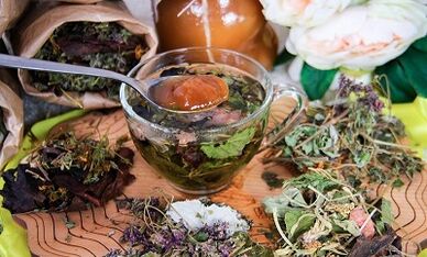 Traditionelle Medizinrezepte zur Behandlung kleiner Venen von Krampfbecken